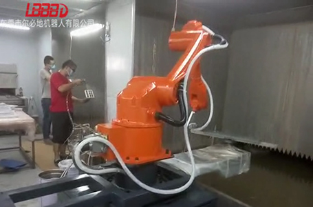 與人工噴涂相比噴涂機器人具備哪些優(yōu)勢