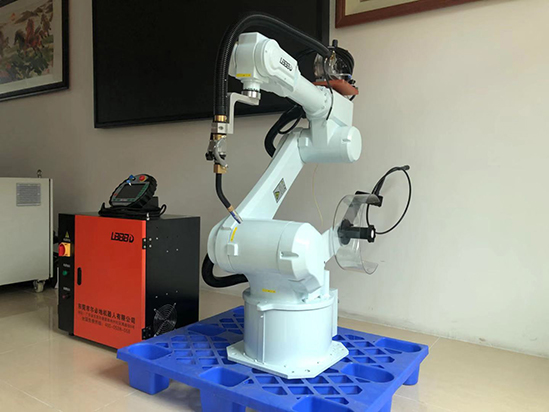 焊接機(jī)器人工作站都是用的氬弧焊的原因分析