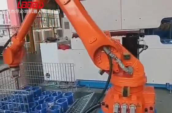 電纜線搬運(yùn)碼垛機(jī)器人應(yīng)用案例視頻